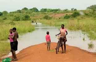 Floods cut off Kitgum, Lamwo district access road